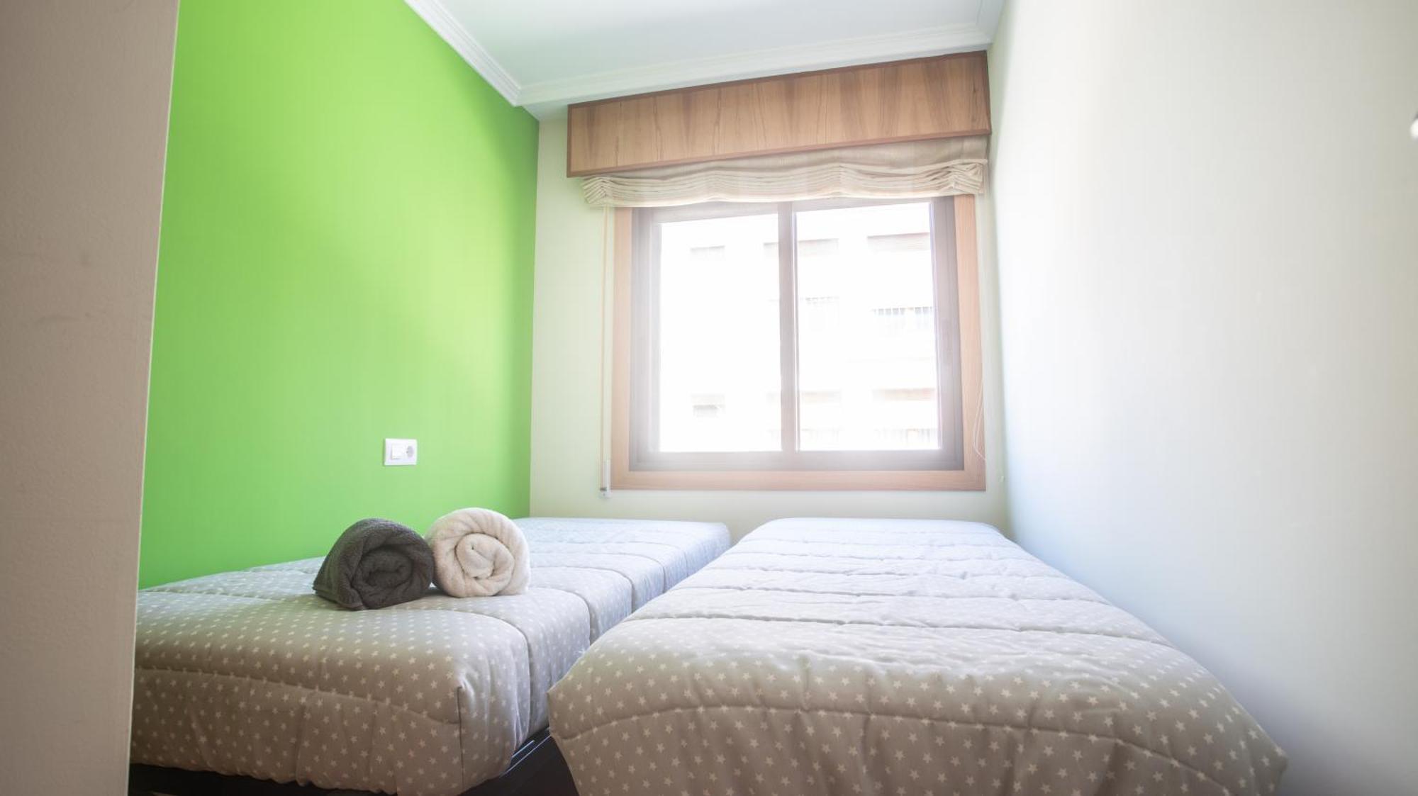 Apartamento En El Centro Con Plaza De Garaje A Guarda Esterno foto