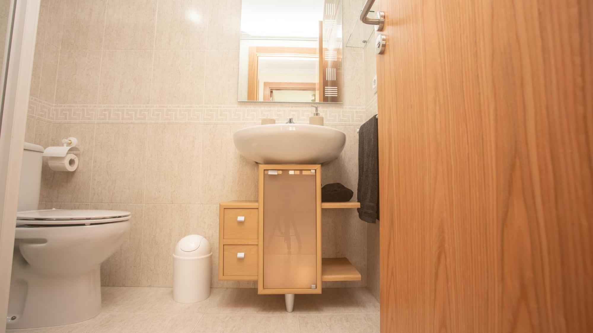 Apartamento En El Centro Con Plaza De Garaje A Guarda Esterno foto